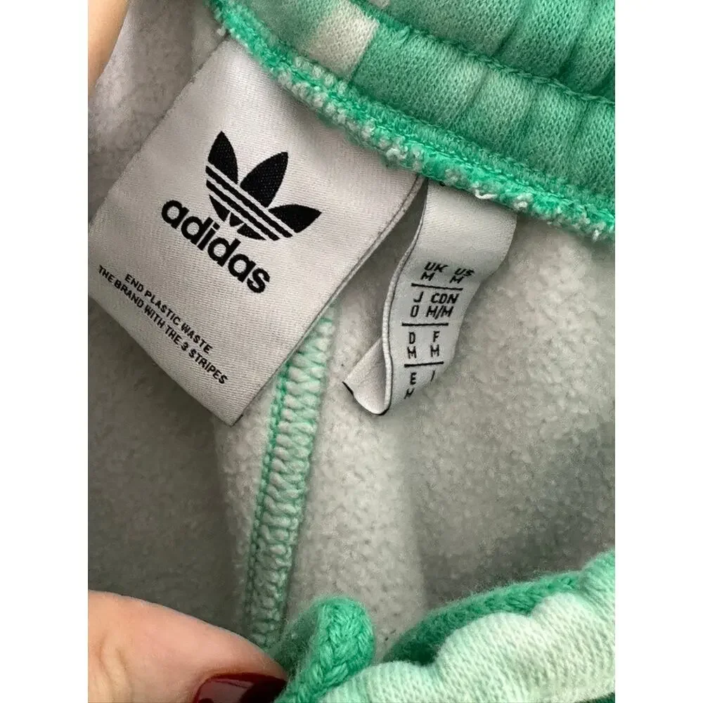 Adidas Adicolor Essentials Trefoil Green & White Tie-Dye Shorts Men's Medium - Picture 2 of 3